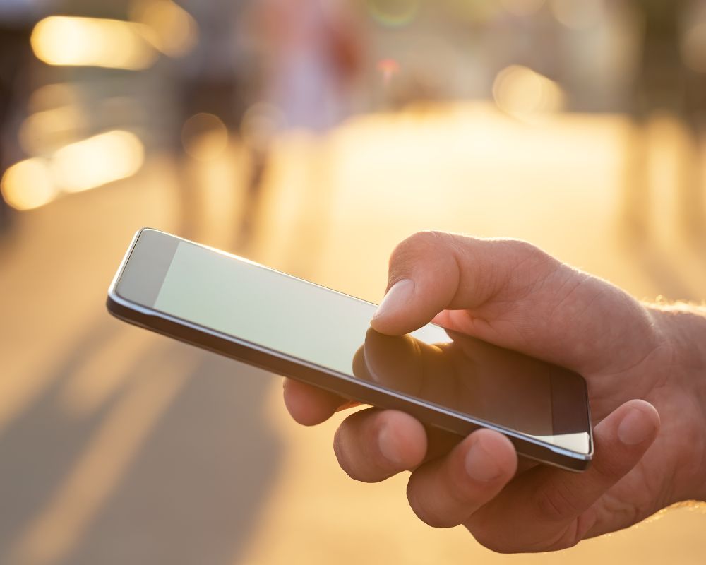 Man using his mobile phone outdoor